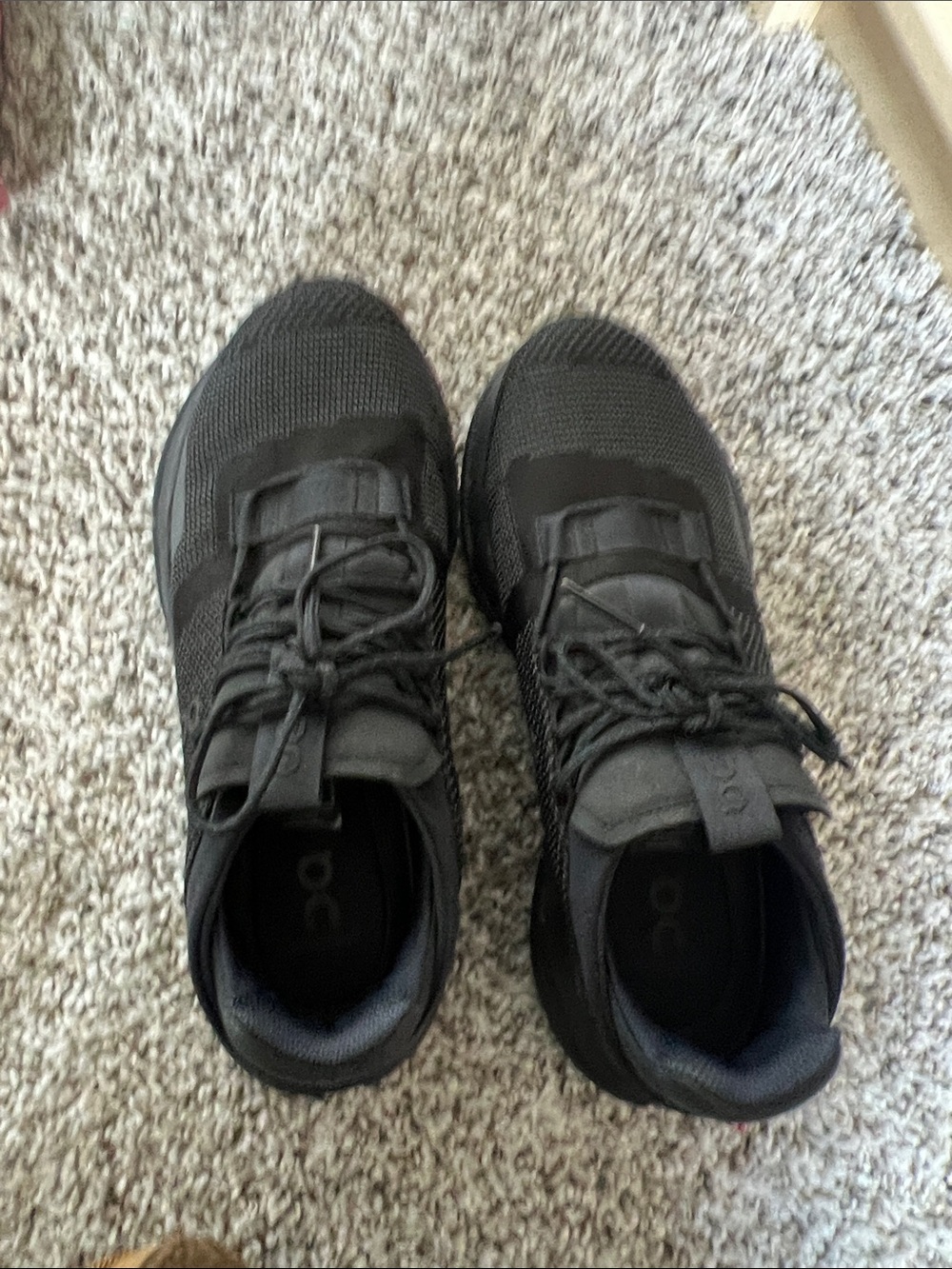 On Running Men's Black Athletic Running Sneakers